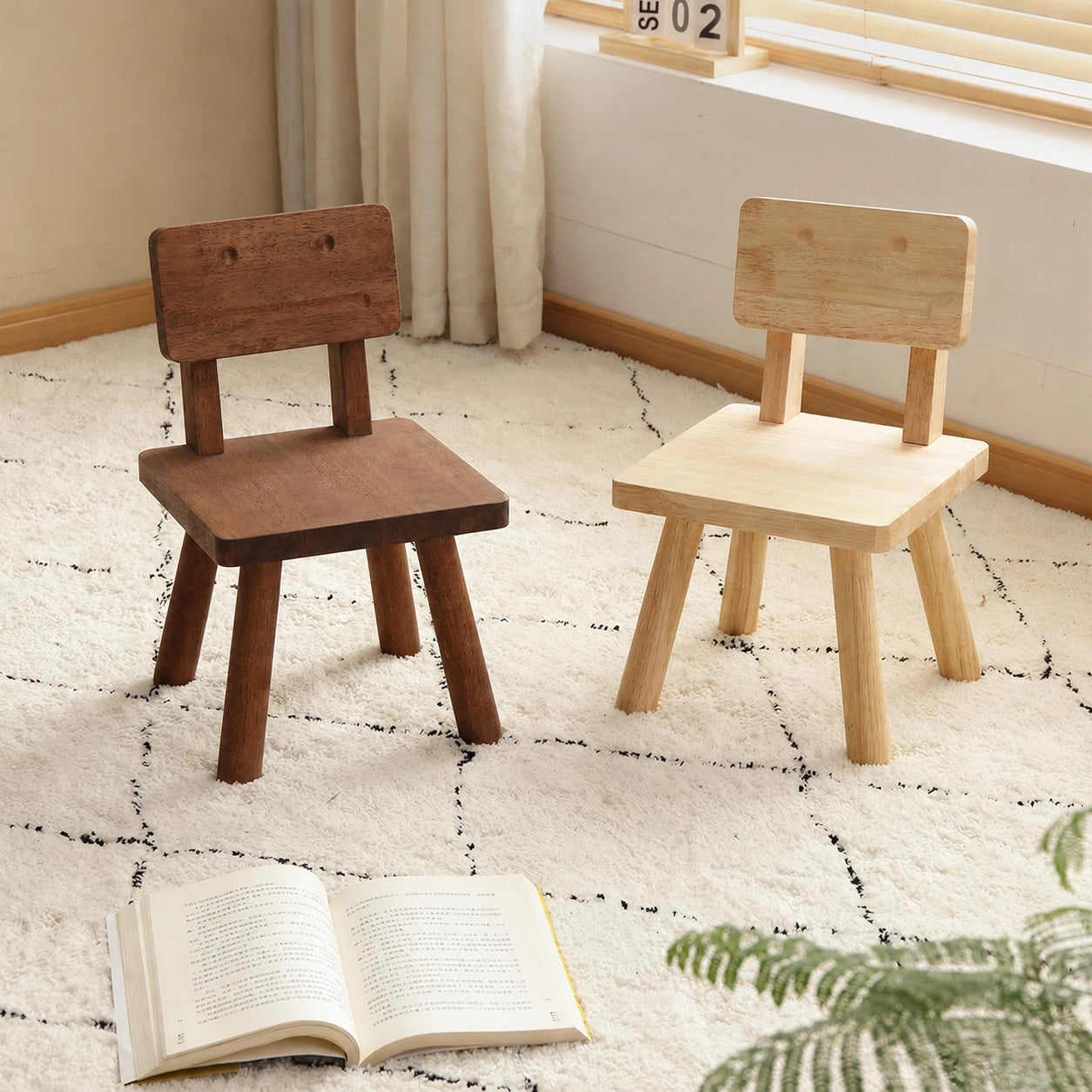 Robot Toddler Chair with Adjustable Backrest, Solid Rubber Wood
