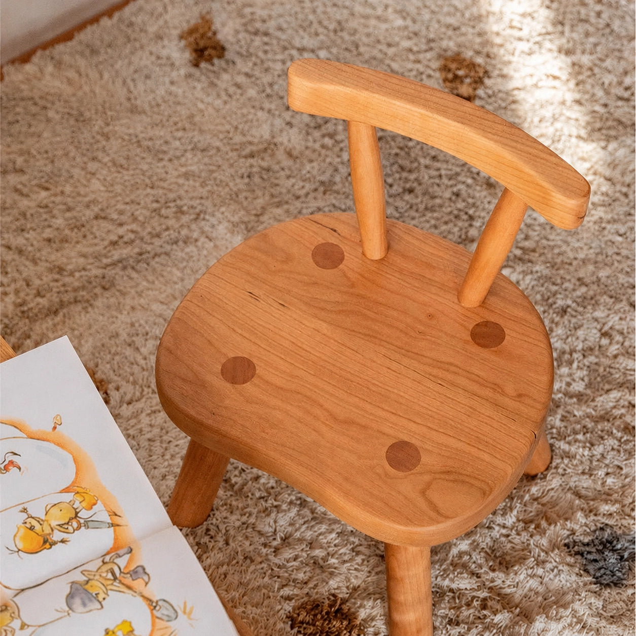 Toddler Chair with Curved Backrest, Solid Wood